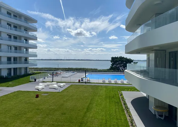 Lake View Sea Apartment Rogowo Pearl