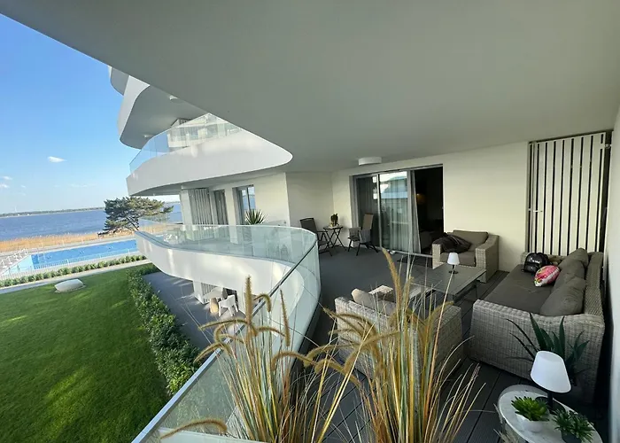 Lake View Sea Apartment Rogowo Pearl